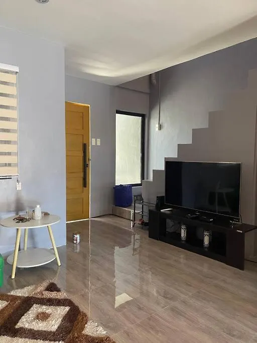 Cozy 2 Storey Fully Furnished House. Davao City 0*,  Filippijnen